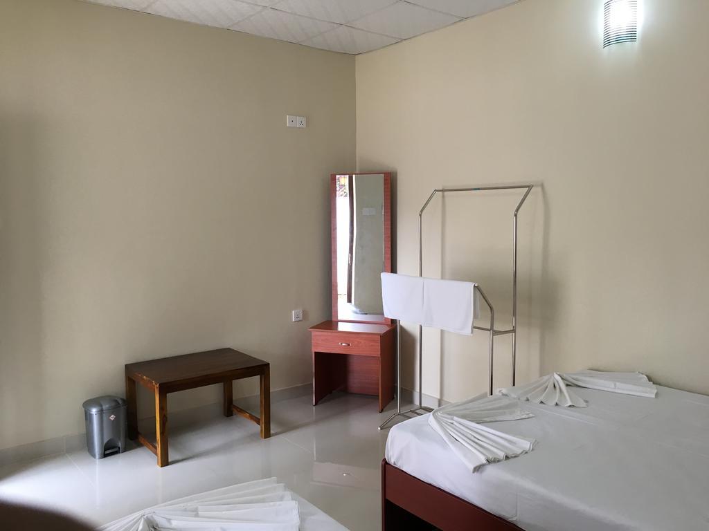 Hotel Lavonka Tourist Rest Anuradhapura Esterno foto